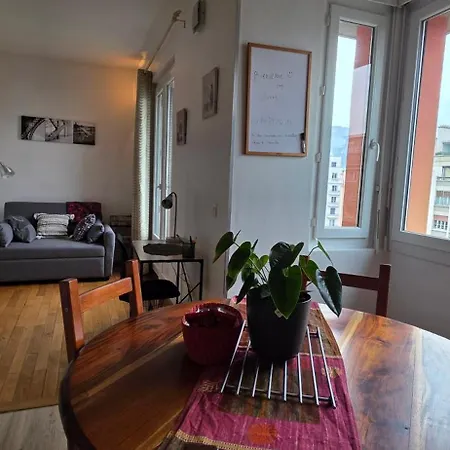 Foch, 1bedroom Kitchen, Unobstructed View, Tram, Train Station, Shops Appartamento *